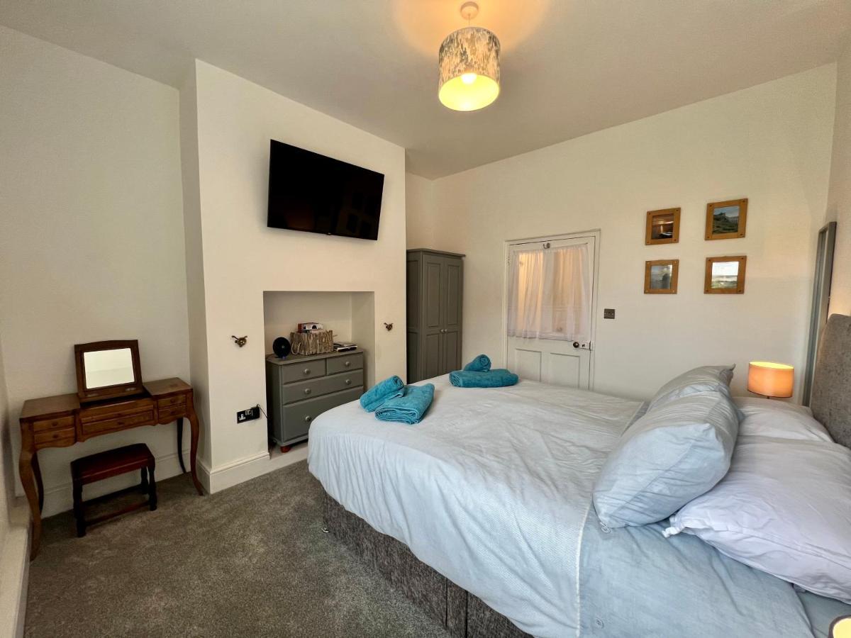 The Snug At Ascerton Holiday home